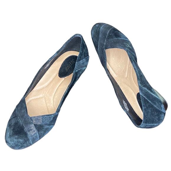 Women's Black Suede Wedge Shoes 9.5B - Picture 1 of 7